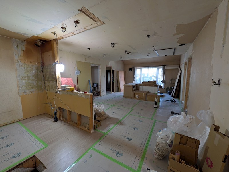 中央三輪３丁目５３０番　戸建て 内観写真（リビング）