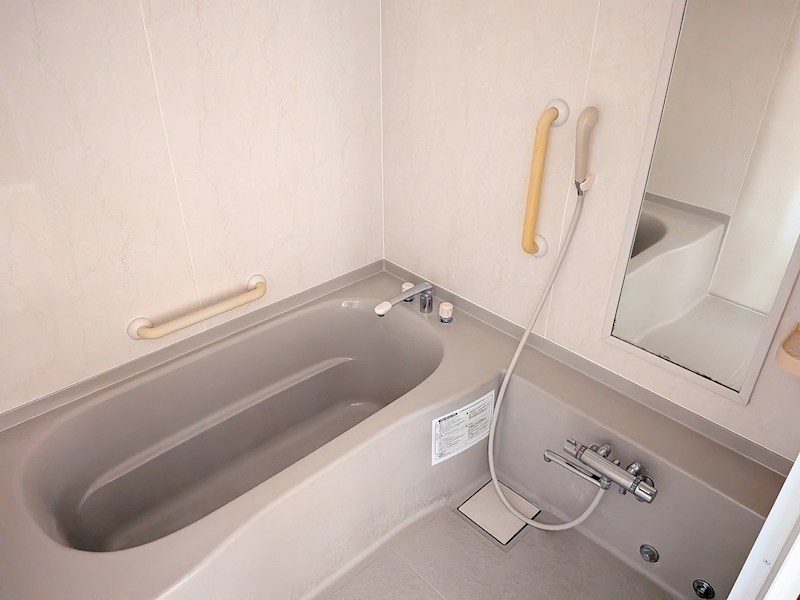 中央三輪３丁目５３０番　戸建て 内観写真（浴室）