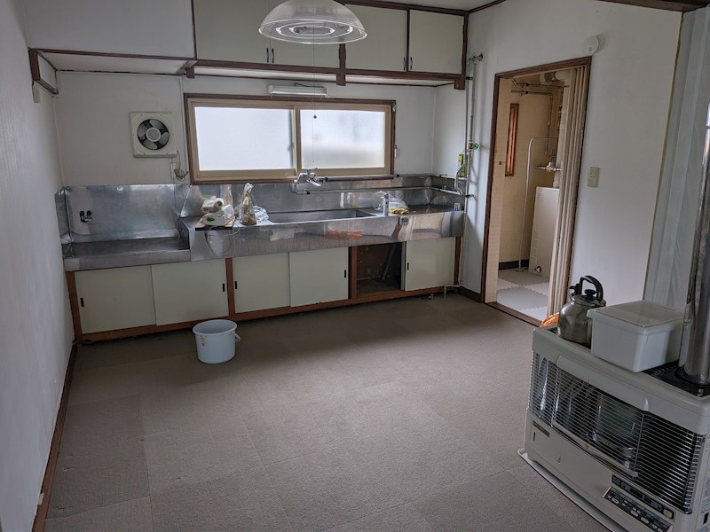 美山町南７丁目４番　戸建て 内観写真（キッチン）