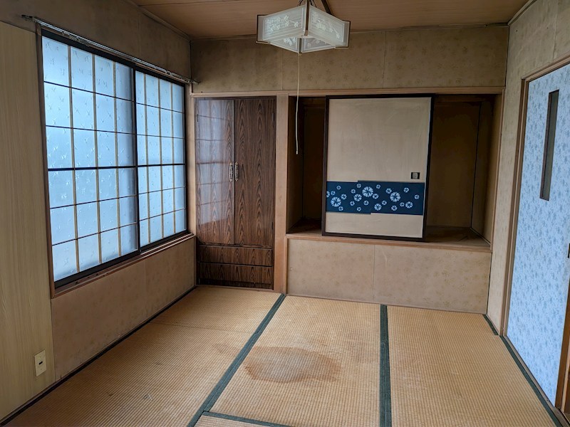 美山町南７丁目４番　戸建て 内観写真（リビング以外の居室）