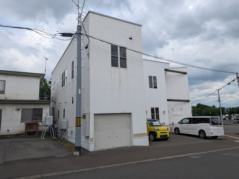 北斗町３丁目２０２番　店舗付戸建 間取図・土地図