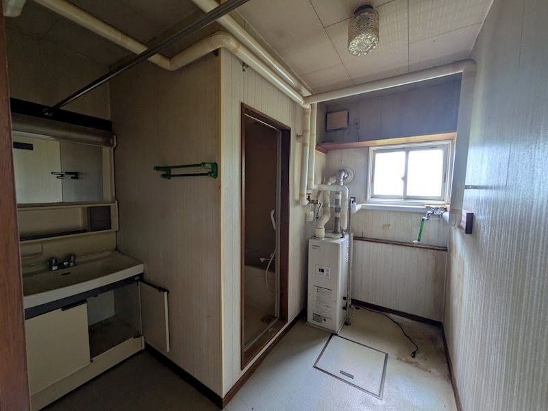 豊地１０３番　戸建て 内観写真（洗面台・洗面所）