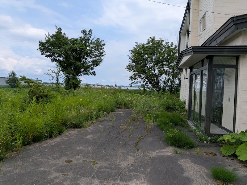 豊地１０３番　戸建て 現地写真（駐車場）