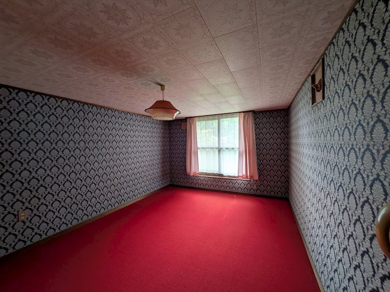 豊地１０３番　戸建て 内観写真（リビング以外の居室）