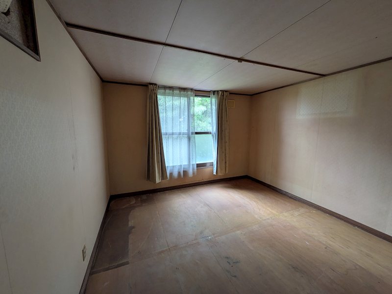 豊地１０３番　戸建て 内観写真（リビング以外の居室）