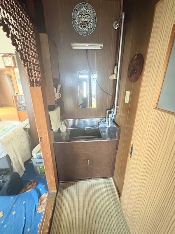 高砂町６番　戸建て 内観写真（洗面台・洗面所）