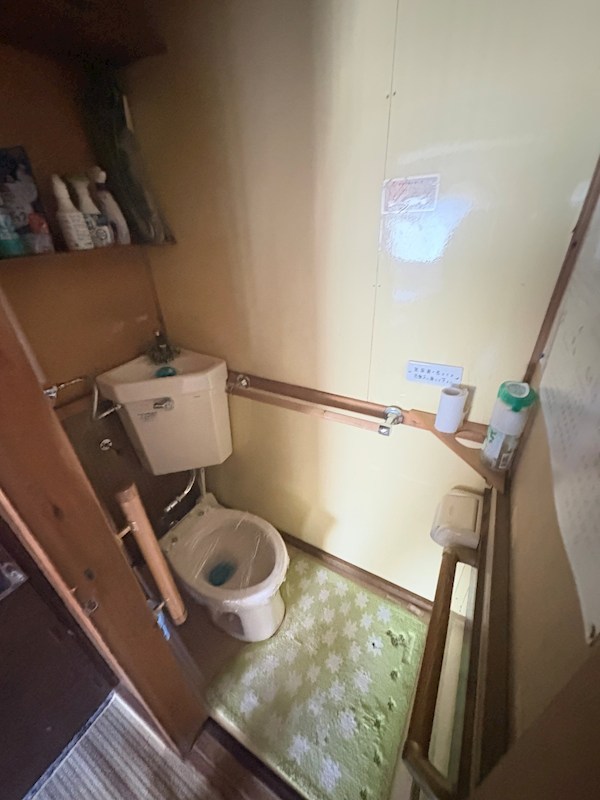 高砂町６番　戸建て 内観写真（トイレ）