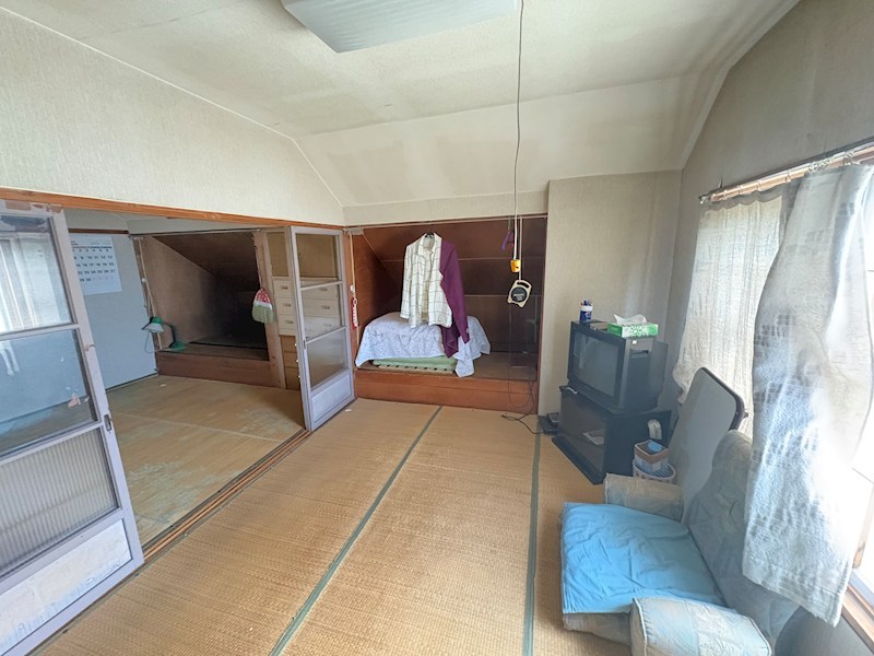 高砂町６番　戸建て 内観写真（リビング以外の居室）