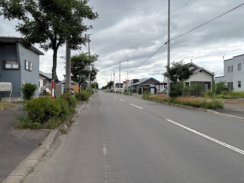 中央三輪３丁目５３０番　戸建て 現地写真（前面道路含む現地写真）