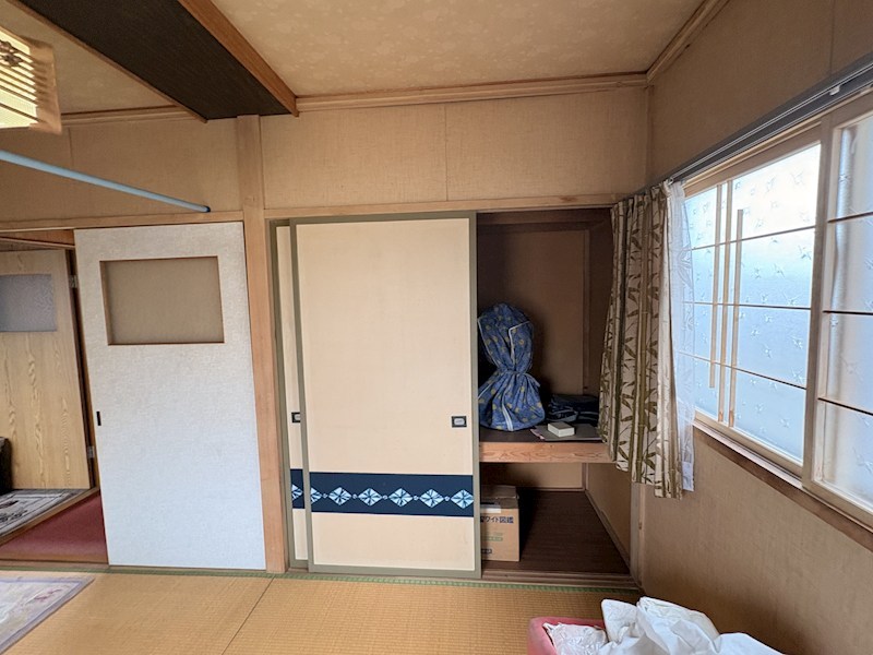 中央三輪３丁目５３０番　戸建て 内観写真（収納）