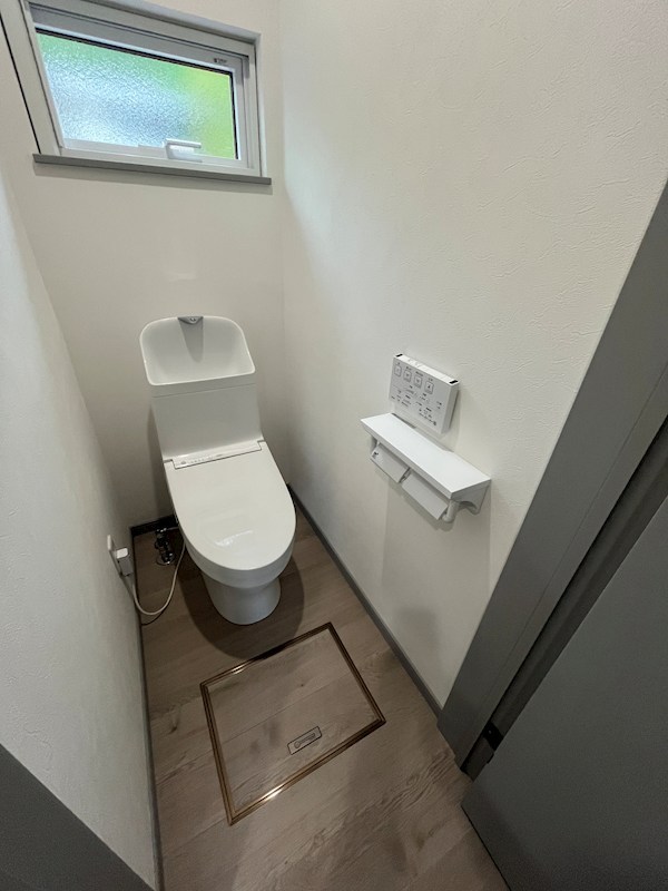 大正２６９番　戸建て 内観写真（トイレ）