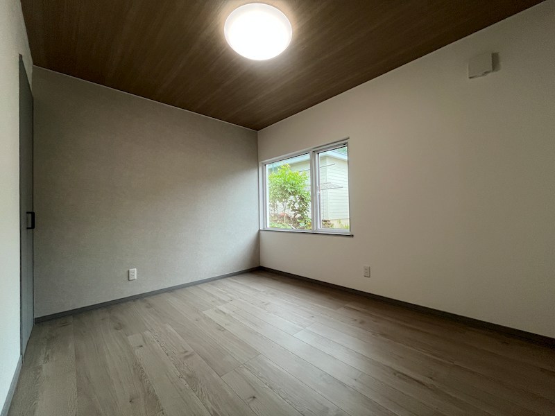 大正２６９番　戸建て 内観写真（リビング以外の居室）