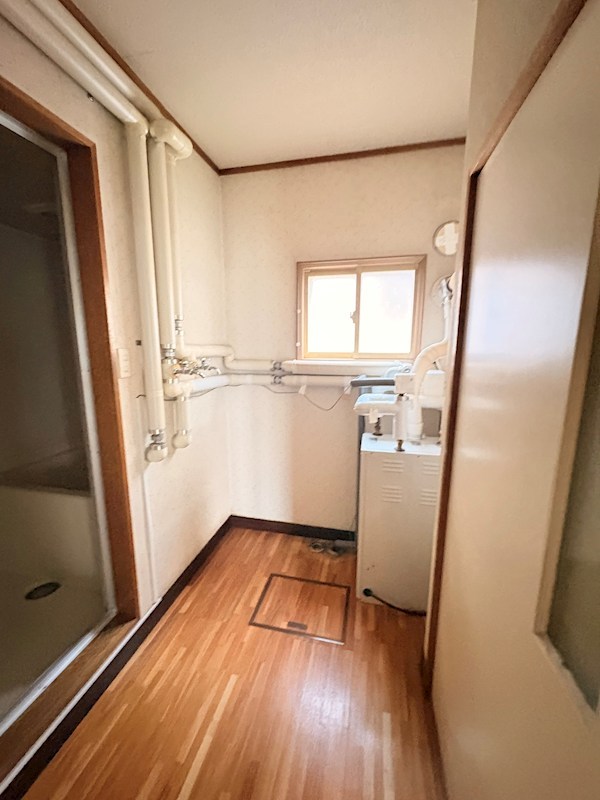高栄東町3丁目174番　戸建て 内観写真（洗面台・洗面所）
