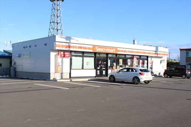 田端町７１番　戸建て コンビニ