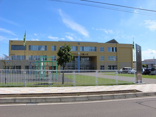 中央三輪３丁目５３０番　土地 小学校