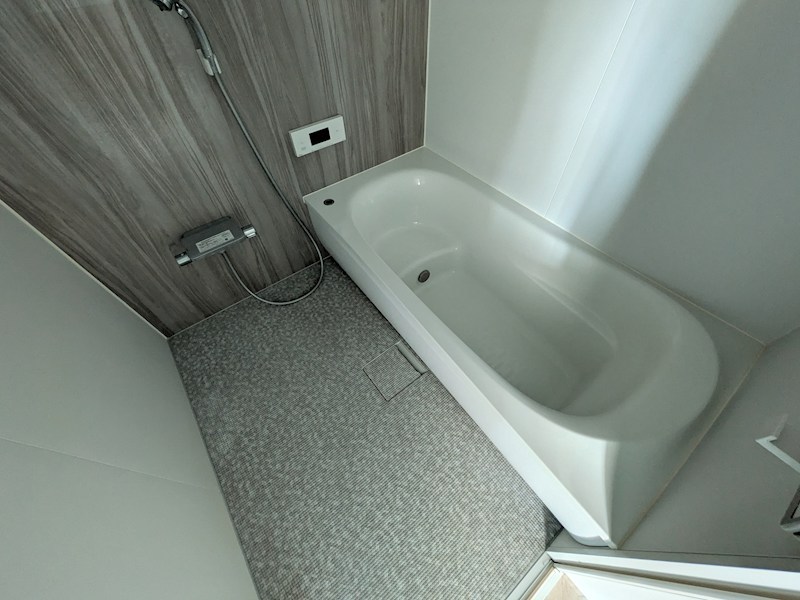 山下町４丁目１番　戸建て 内観写真（浴室）