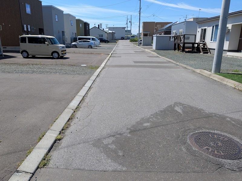 中ノ島町４丁目２番　戸建て 現地写真（前面道路含む現地写真）