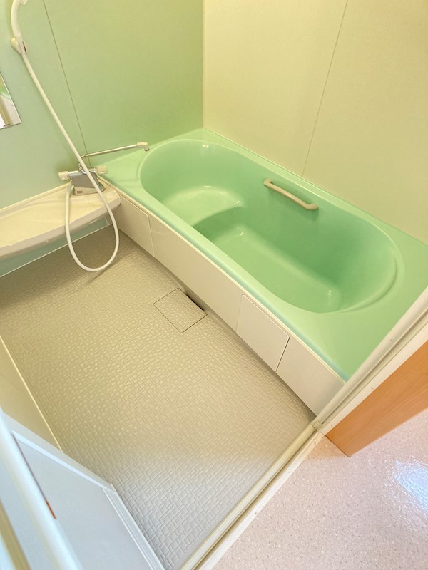 泉町４丁目１６７番　戸建て 内観写真（浴室）