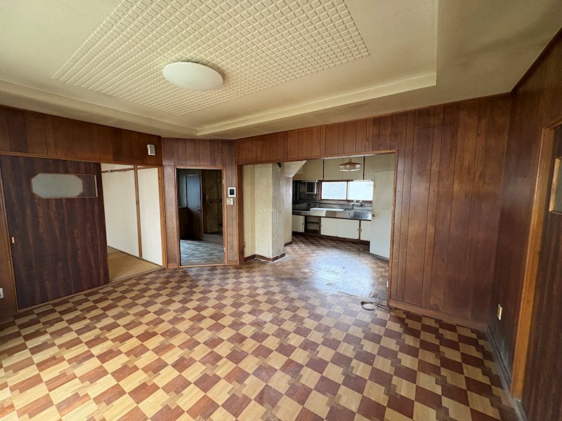 並木町５４６番　戸建て 内観写真（リビング）