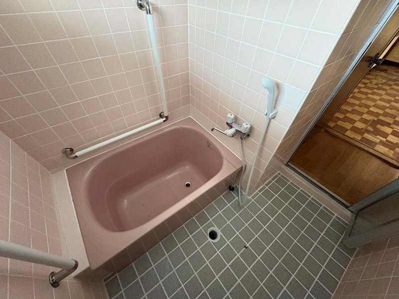 並木町５４６番　戸建て 内観写真（浴室）