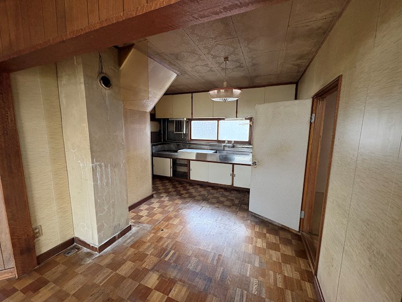 並木町５４６番　戸建て 内観写真（キッチン）