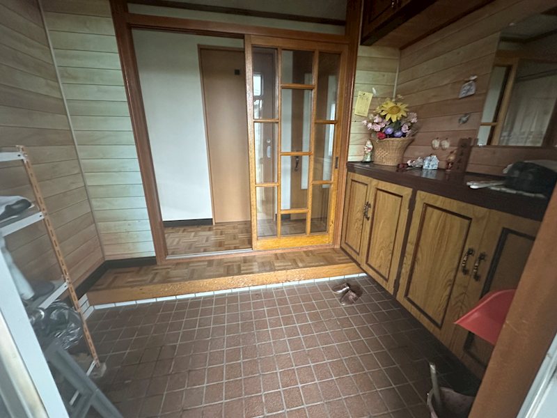 美幌町字美禽４番　戸建て 現地写真（玄関）