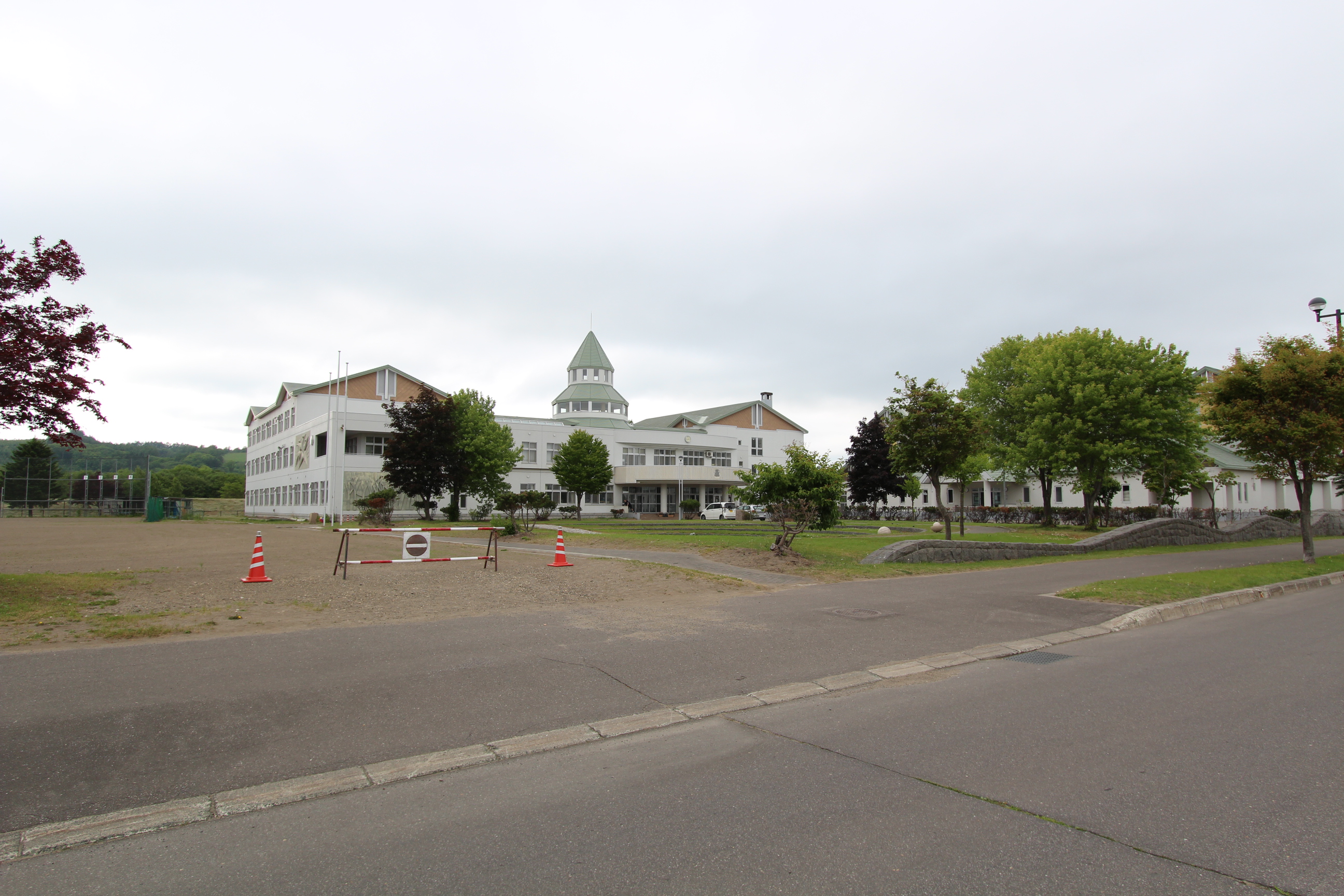 美幌町字美禽４番　戸建て 中学校
