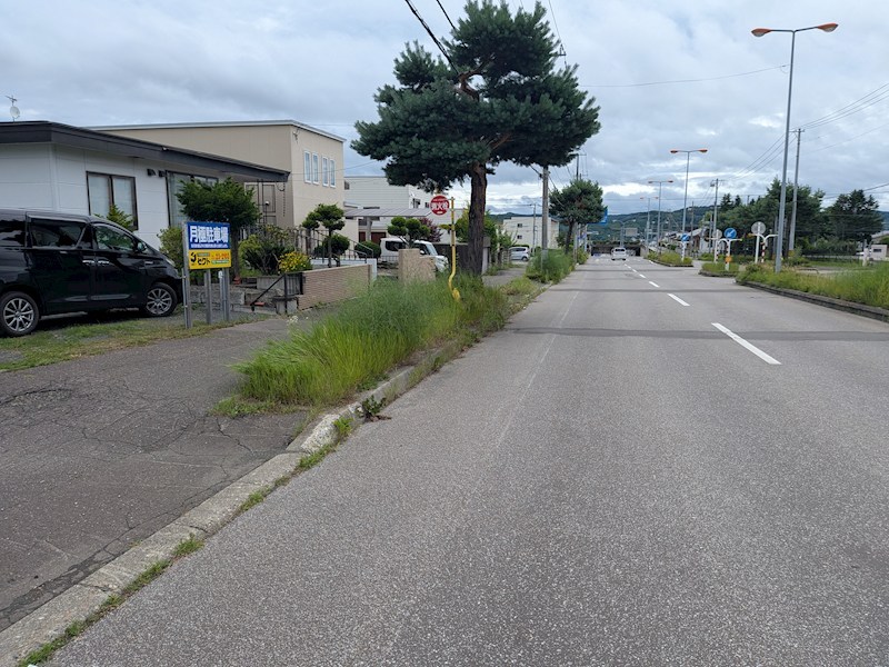 高砂町４番　駐車場 現地写真（前面道路含む現地写真）