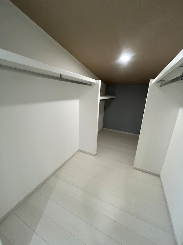 緑ヶ丘６丁目２９番　戸建て 内観写真（収納）