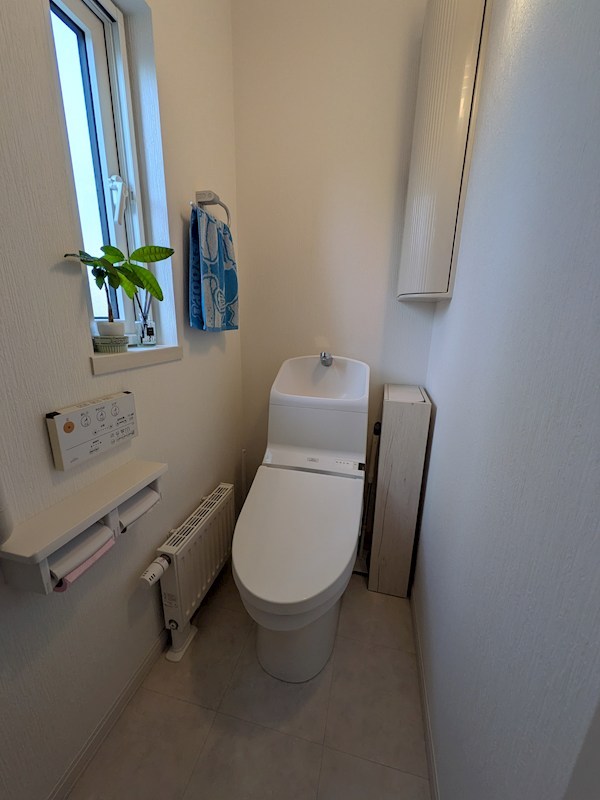 川東３９番　戸建て 内観写真（トイレ）