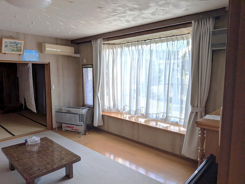 留辺蘂町旭中央２９番　戸建て 内観写真（リビング）