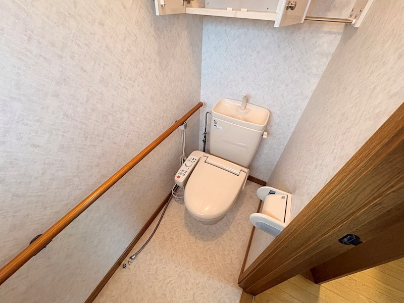大正１２７番　戸建て 内観写真（トイレ）