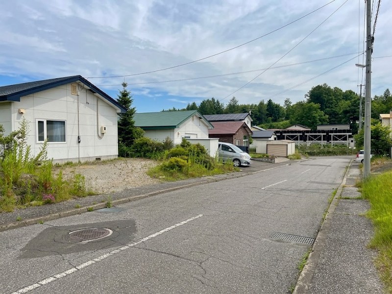 美山町東３丁目７５番　戸建て その他