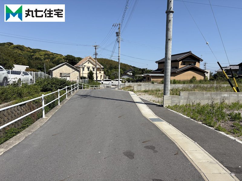 蒲郡市金平町頂拝10番4【④】、10番5【⑤】、10番6【⑥】、10番７【⑦】　⑤区画 現地写真（前面道路含む現地写真）