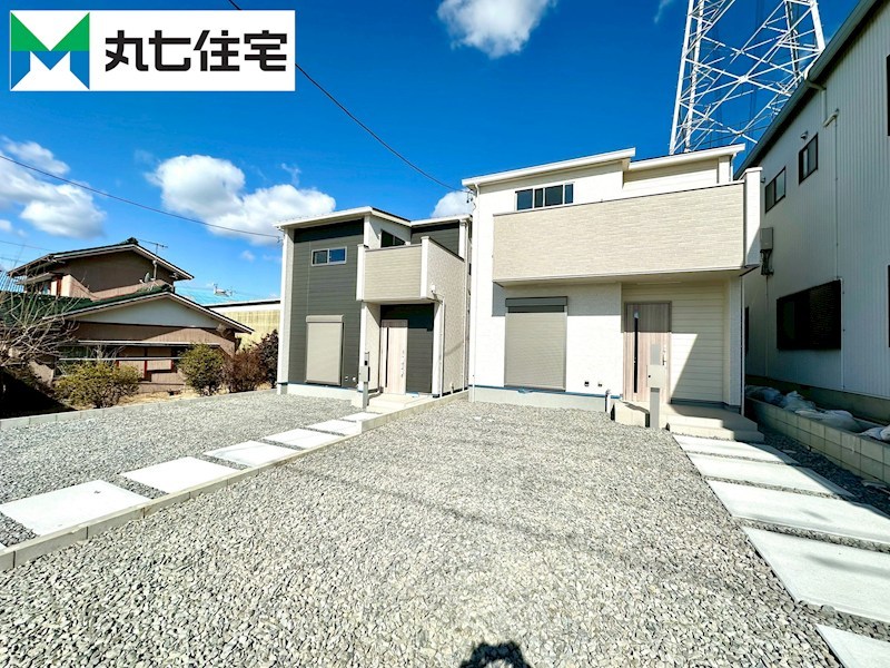 愛知県蒲郡市豊岡町薮田 現地写真（駐車場）