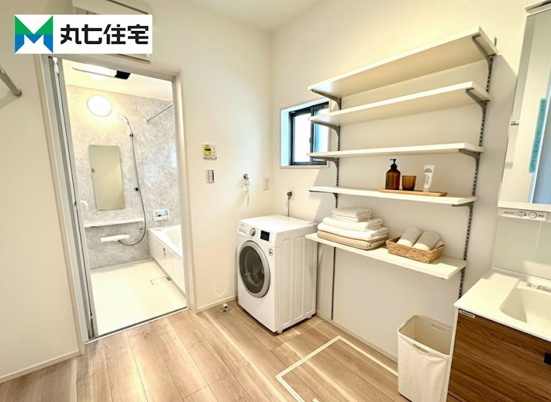 愛知県蒲郡市豊岡町薮田 内観写真（洗面台・洗面所）