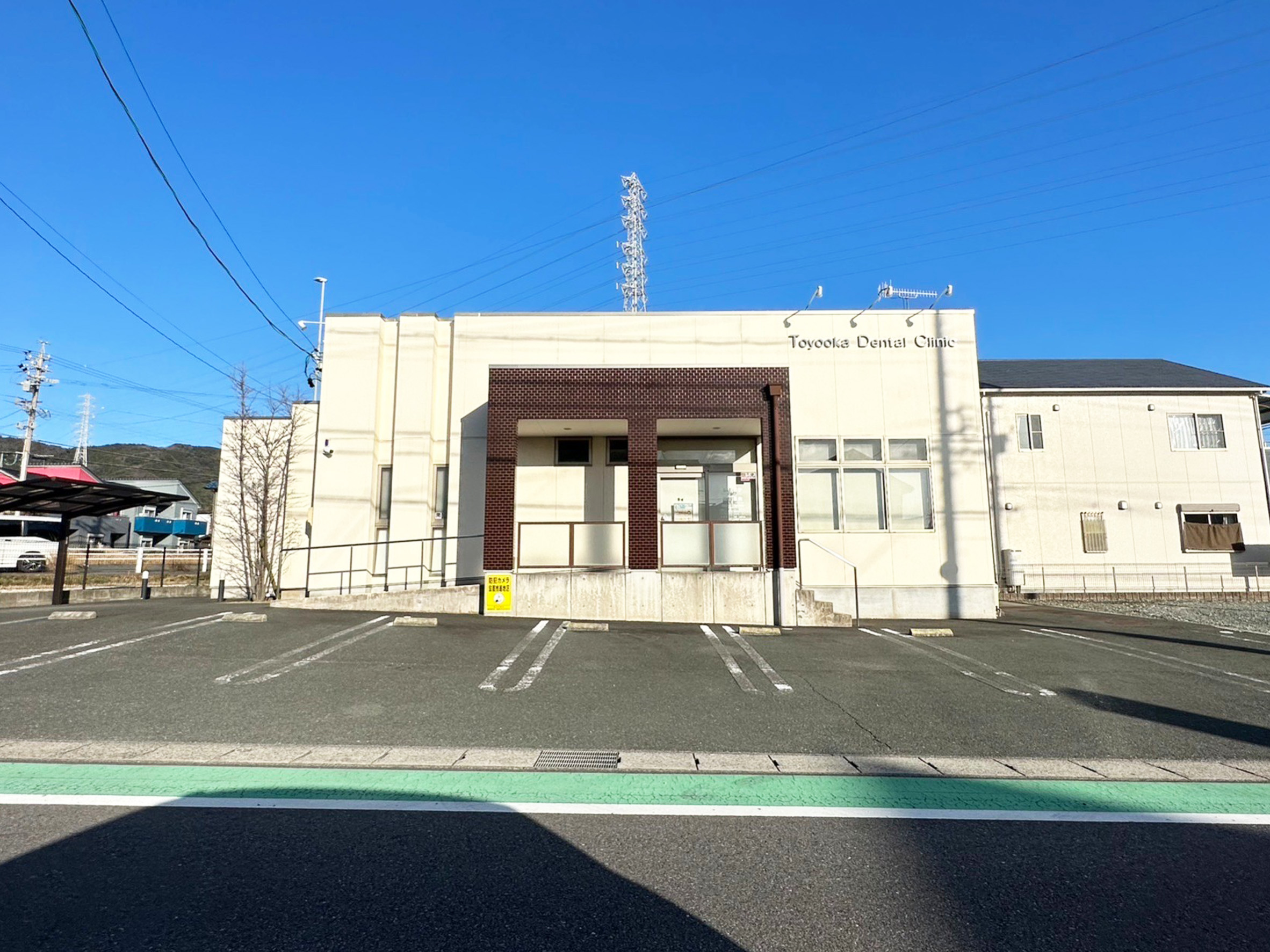 愛知県蒲郡市豊岡町薮田 歯科