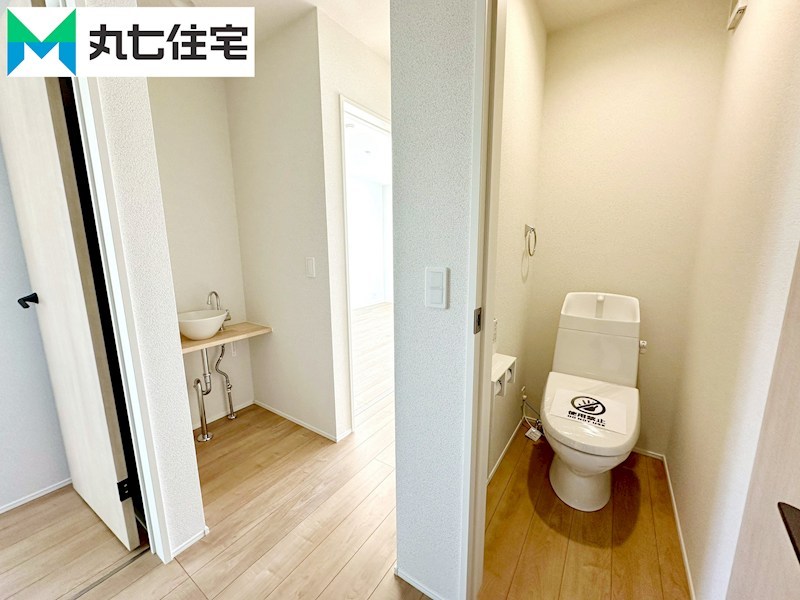 蒲郡市上本町　第1期② 内観写真（トイレ）