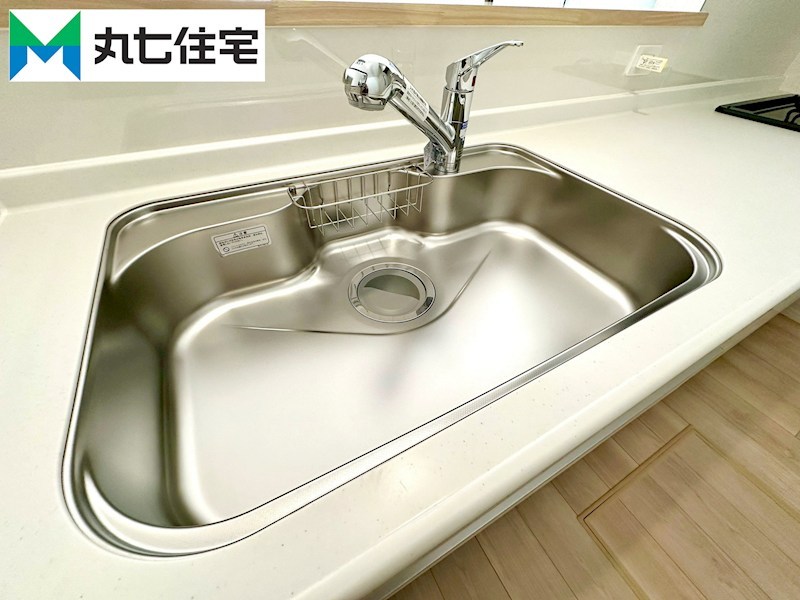 蒲郡市豊岡町平田門　第8② 内観写真（キッチン）
