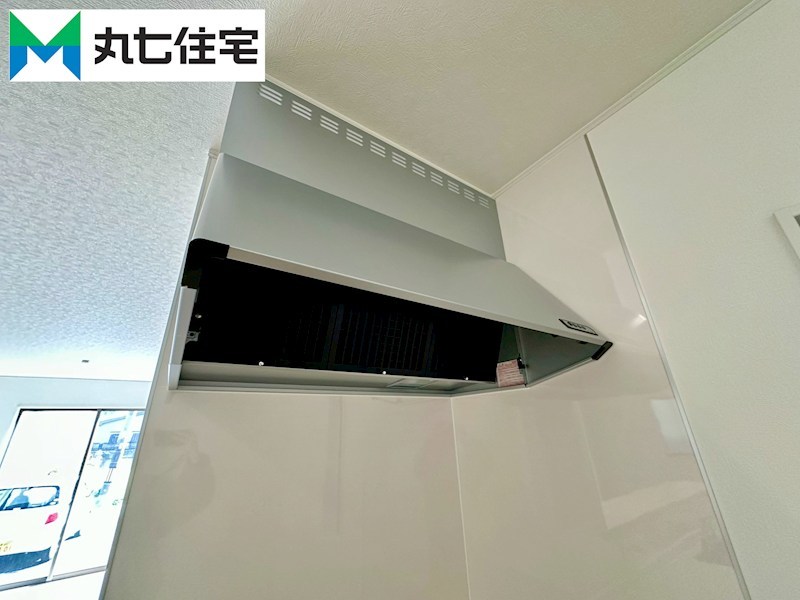蒲郡市豊岡町平田門　第8② 内観写真（キッチン）