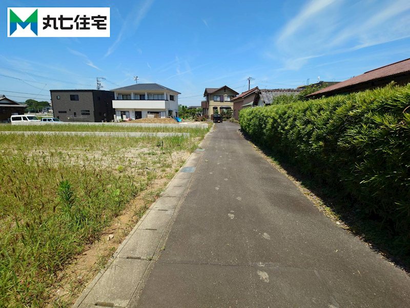 額田郡幸田町大草北前田12番外より分筆　B区画 現地写真（前面道路含む現地写真）