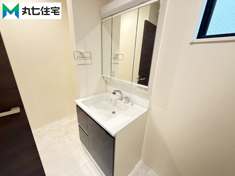 蒲郡第52三谷町東４丁目② 内観写真（洗面台・洗面所）