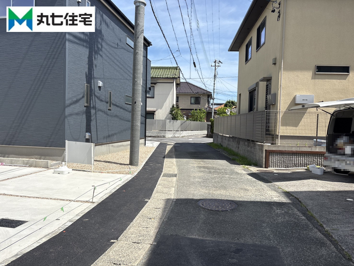 蒲郡市竹谷町井瀬木　2号棟 現地写真（前面道路含む現地写真）