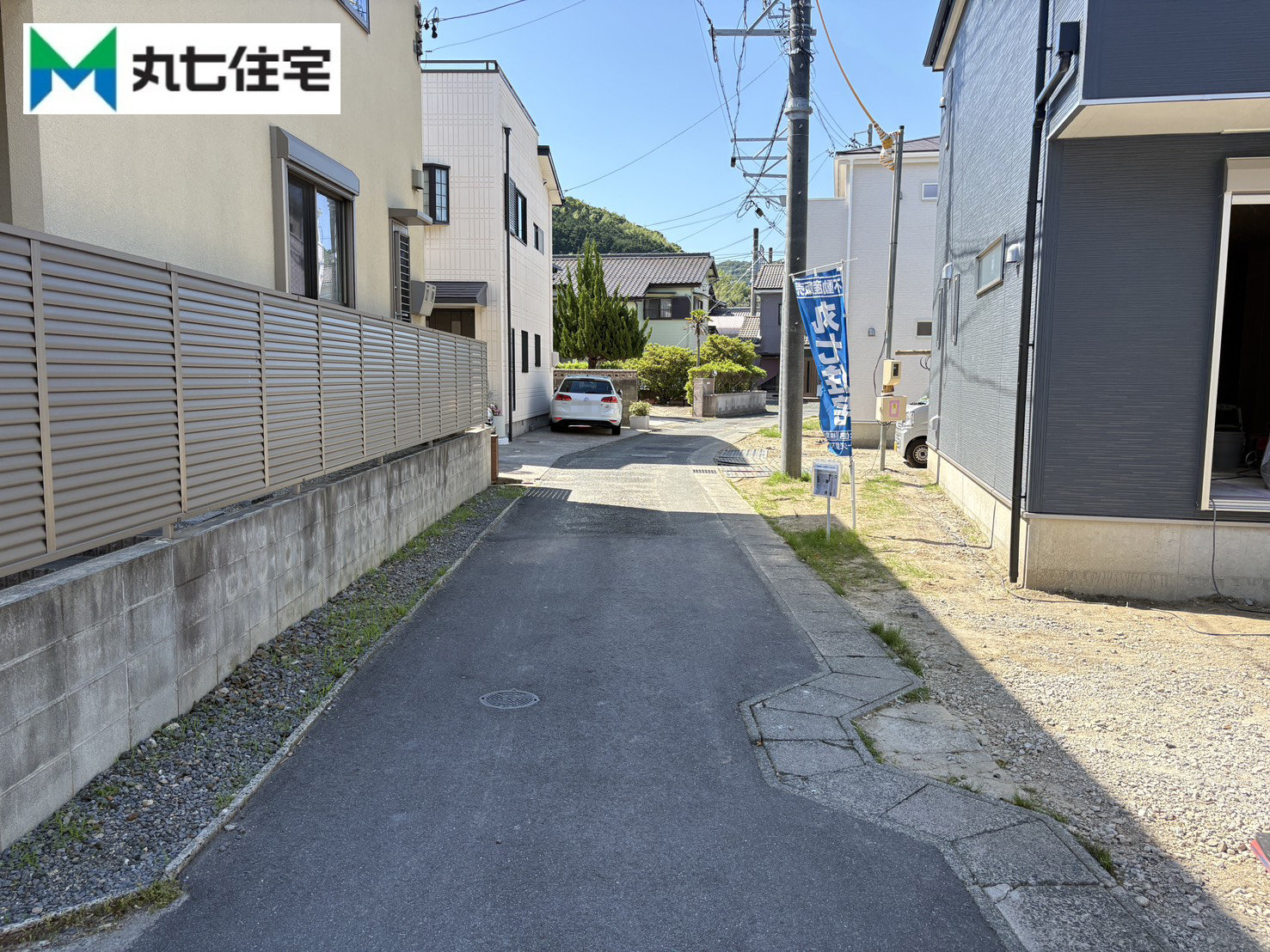 蒲郡市竹谷町井瀬木　2号棟 現地写真（前面道路含む現地写真）