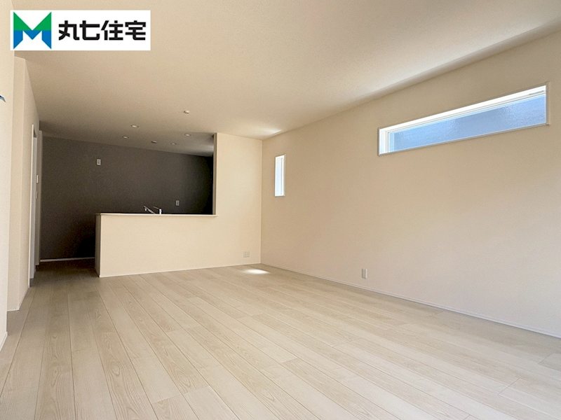 蒲郡市竹谷町井瀬木　2号棟 内観写真（リビング）