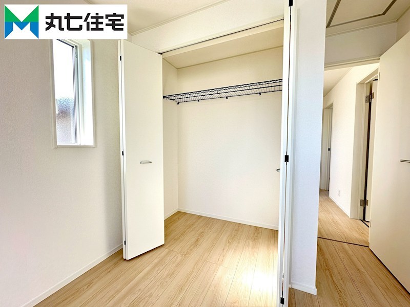 蒲郡市大塚町第13　丸山　1号棟 内観写真（収納）