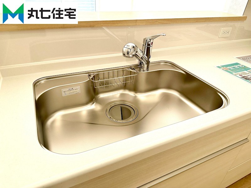 蒲郡市大塚町第13　丸山　2号棟  内観写真（キッチン）