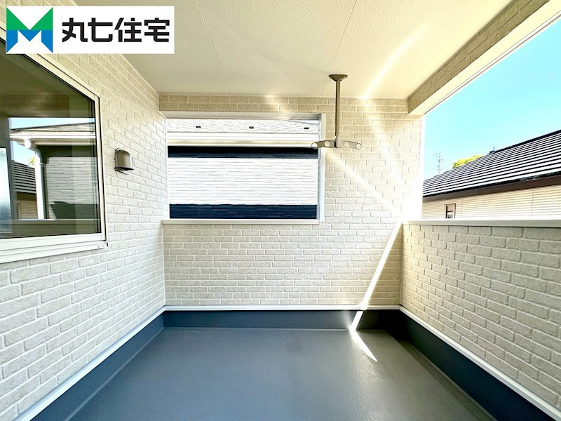 蒲郡市大塚町第13　丸山　2号棟  現地写真（バルコニー）
