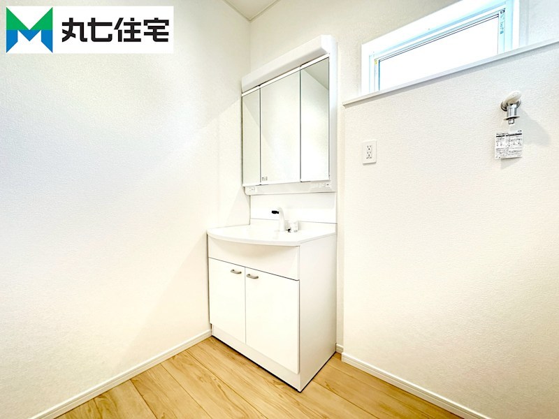 蒲郡市大塚町第13　丸山　3号棟  内観写真（洗面台・洗面所）