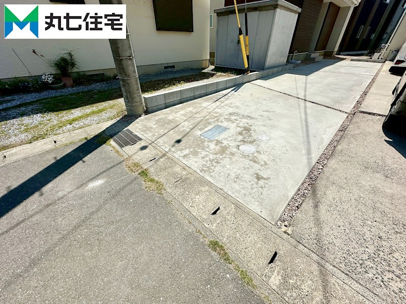 豊橋市大岩町沢渡11番11 現地写真（駐車場）